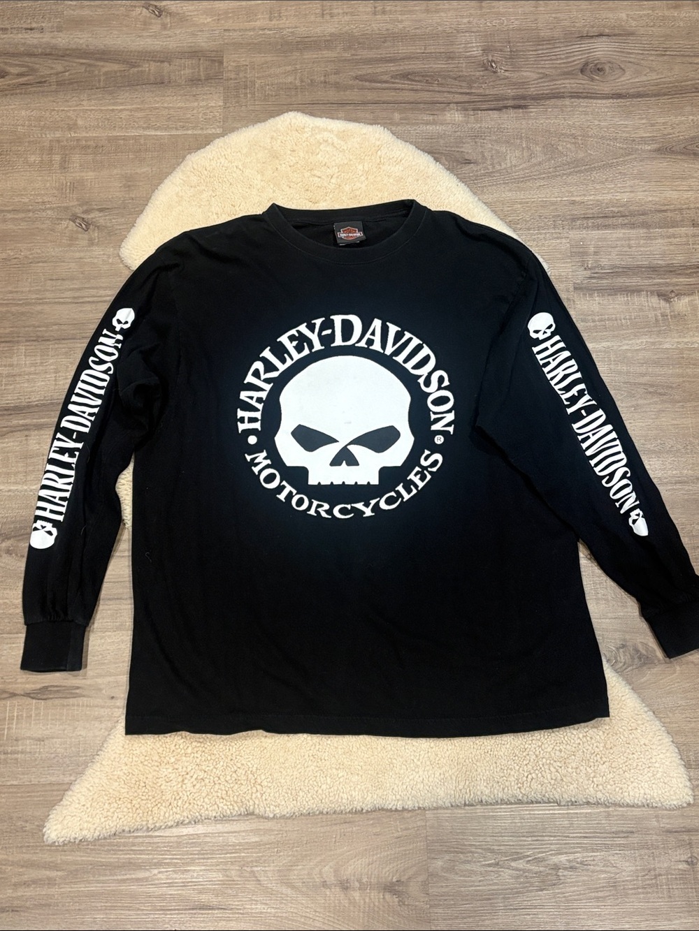 Vintage Y2K Harley-Davidson Willie G. Black Long Sleeve Skull Logo Tee